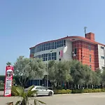 Hotel Gjyshi