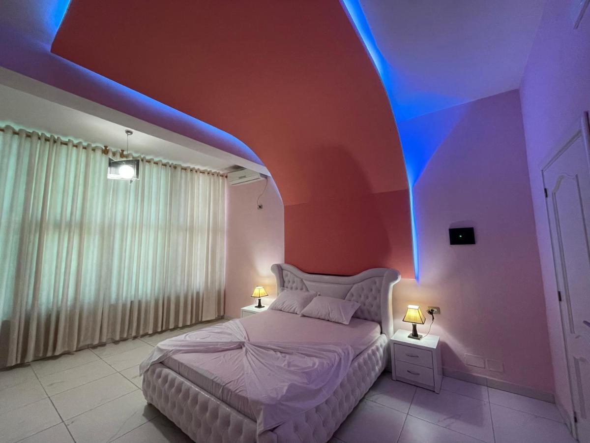 Hotel Gjyshi 3*