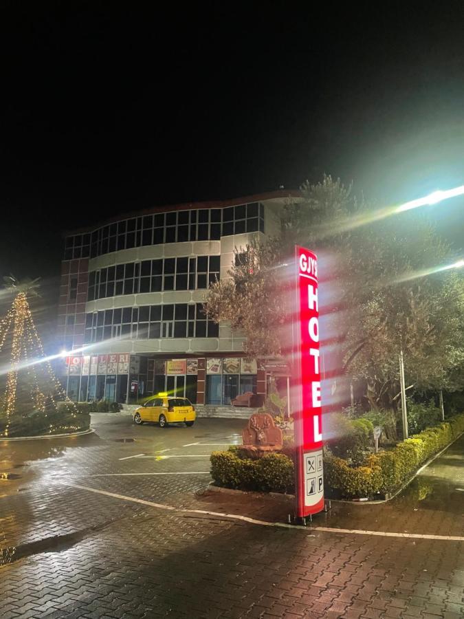 Hotel Gjyshi 3* Qerrexhias